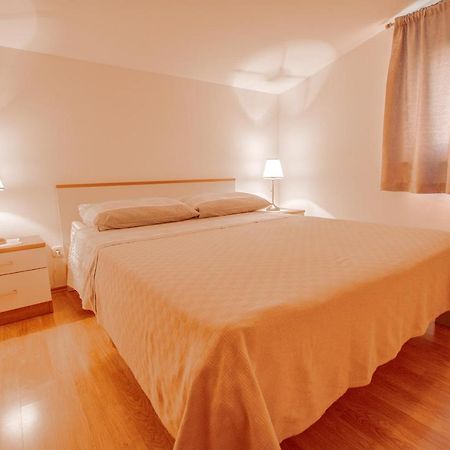 Apartments Lea פורץ מראה חיצוני תמונה